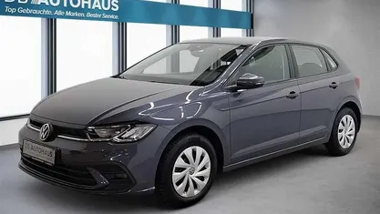 Grau Gebraucht 2023 VW Polo Life Kleinwagen | 15.540 € (Superpreis)