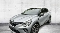 Grau Gebraucht 2024 Renault Captur Techno SUV | 20.970 € (Fairer Preis)