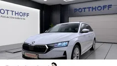 Weiss Gebraucht 2024 Skoda Octavia Selection Kombi | 28.777 € (Guter Preis)