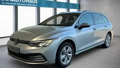 Gebraucht VW Golf VIII Life 110 PS (80 kW) 2024 Silber Kombi