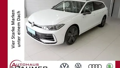 Gebraucht VW Passat R-line 150 PS (110 kW) 2024 Weiß Kombi