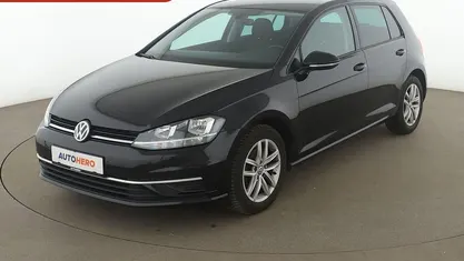 Gebraucht VW Golf VII Comfortline 150 PS (110 kW) 2017 Limousine