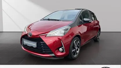 Gebraucht Toyota Yaris Style 111 PS (81 kW) 2019 Rot Kleinwagen