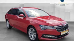Velvetrot (metallic) Gebraucht 2022 Skoda Superb Style Kombi | 32.990 € (Fairer Preis)