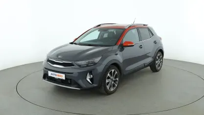 Gebraucht Kia Stonic Spirit 120 PS (88 kW) 2021 Grau SUV
