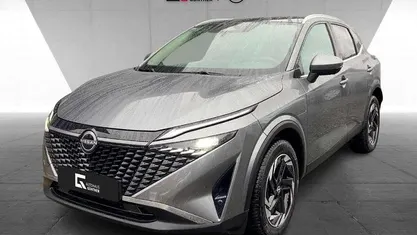 Gun metallic Gebraucht 2024 Nissan Qashqai 360º SUV | 25.990 € (Fairer Preis)