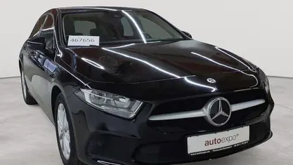 Gebraucht Mercedes A250 160 PS (117 kW) 2022 Nachtschwarz Limousine