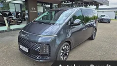 Grau Gebraucht 2022 Hyundai Staria Signature Van | 43.990 € (Fairer Preis)