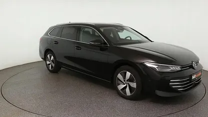 Gebraucht VW Passat IQ Drive 110 PS (80 kW) 2025 Schwarz Kombi