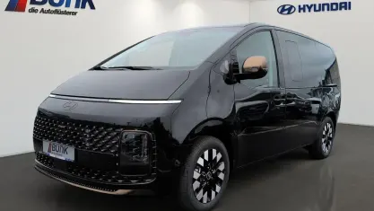 Nowe Hyundai Staria Signature 224 KM (164 kW) 2026 Czarny Minivan