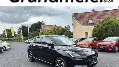 Schwarz Gebraucht 2024 Suzuki Swift Comfort+ Kleinwagen | 17.999 € (Fairer Preis)