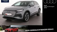 Grau Gebraucht 2024 Audi Q4 e-tron Ambiente SUV | 41.980 € (Fairer Preis)