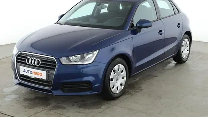 Gebraucht Audi A1 Sportback Comfort 125 PS (91 kW) 2018 Blau Kleinwagen