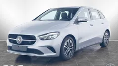 Metalliclack hightechsilber Gebraucht 2024 Mercedes B200 Progressive Van / Kleinbus | 31.790 € (Fairer Preis)