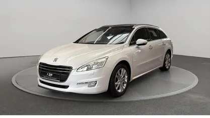 Weiß Gebraucht 2015 Peugeot 508 Allure Kombi | 10.480 € (Fairer Preis)