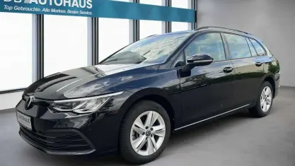 Gebraucht VW Golf VIII Life 116 PS (85 kW) 2024 Schwarz Kombi