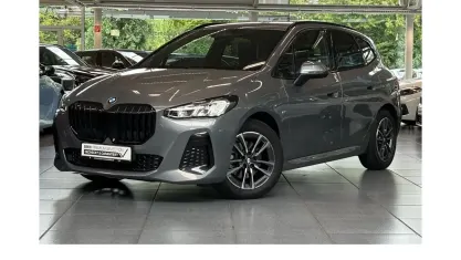 Gebraucht BMW 220 M Sport 156 PS (114 kW) 2023 Grau Coupé