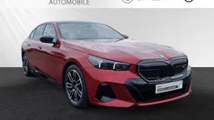 Fire red metallic Gebraucht 2024 BMW i5 Comfort Edition Limousine | 72.555 € (Guter Preis)