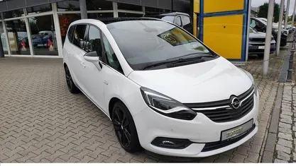 Gebraucht 2017 Opel Zafira Innovation Van / Kleinbus | 16.950 € (Fairer Preis)