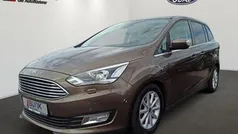 Toffeebraun metalli Gebraucht 2016 Ford Grand C-Max Business Edition Van / Kleinbus | 12.290 € (Fairer Preis)