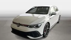 Pure white Gebraucht 2023 VW Golf VIII GTI Clubsport Limousine | 33.460 € (Guter Preis)