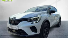 Perlmuttweiß, dach in blackpearlschwarz (weiß) Gebraucht 2022 Renault Captur Rive Gauche SUV | 22.480 € (Fairer Preis)