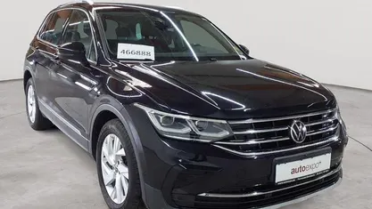 Gebraucht VW Tiguan Elegance 150 PS (110 kW) 2021 Deep black perleffekt SUV