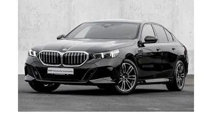 Gebraucht BMW 520 M Sport 208 PS (152 kW) 2025 Schwarz Limousine