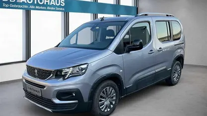Gebraucht Peugeot Rifter Allure 102 PS (75 kW) 2022 Silber Van / Kleinbus