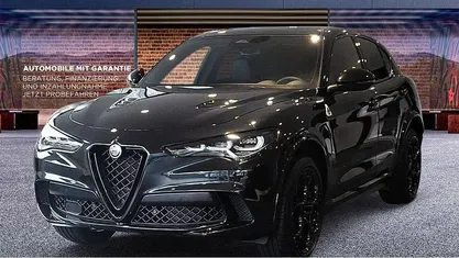 Neu Alfa Romeo Stelvio Quadrifoglio 519 PS (381 kW) 2025 Schwarz SUV