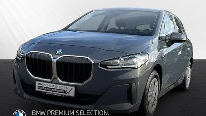 Gebraucht BMW 225 Active Tourer Luxury Line 245 PS (180 kW) 2022 Grau Van / Kleinbus
