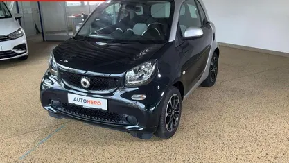 Schwarz Gebraucht 2016 Smart ForTwo Coupé Passion Kleinwagen | 7.850 € (Guter Preis)