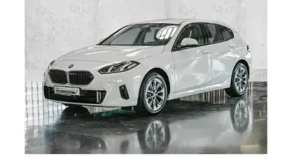 Gebraucht BMW 120 Shadowline 156 PS (114 kW) 2025 Alpinweiss iii Kleinwagen