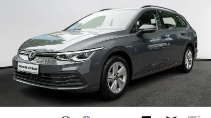 Używany VW Golf VIII Life 131 KM (96 kW) 2023 Szary Kombi