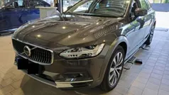 Platinum grey (grau) Gebraucht 2021 Volvo V90 CC Pro Kombi | 36.990 € (Superpreis)