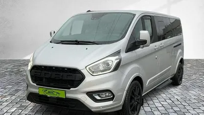 Gebraucht Ford Tourneo Titanium X 150 PS (110 kW) 2023 Polarsilber metallic Van / Kleinbus