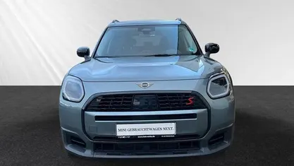 Gebraucht Mini Countryman 218 PS (160 kW) 2024 Smokey green metallic SUV