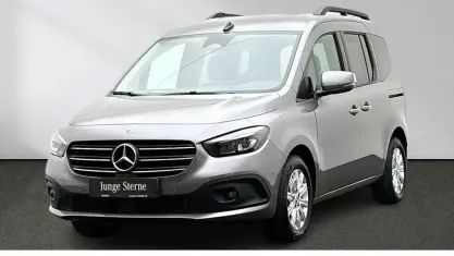 Gebraucht Mercedes T180 Progressive 116 PS (85 kW) 2025 Grau Van / Kleinbus