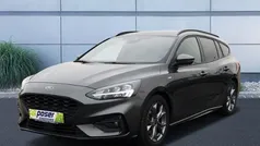 Grau Gebraucht 2020 Ford Focus ST-Line X Kombi | 20.890 € (Teuer)