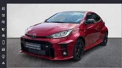 Rot Gebraucht 2023 Toyota Yaris Kleinwagen | 36.490 € (Fairer Preis)