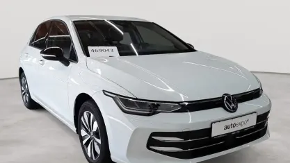 Gebraucht VW Golf VIII Goal 116 PS (85 kW) 2025 Pure white Limousine