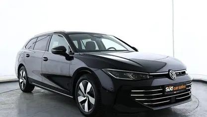 Gebraucht VW Passat Elegance 150 PS (110 kW) 2025 Schwarz Kombi