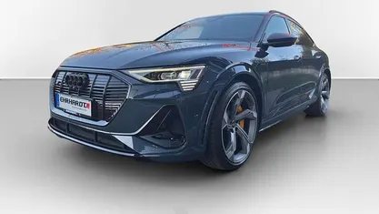 Blau Gebraucht 2022 Audi e-tron Sport SUV | 47.980 € (Fairer Preis)