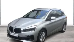 Grau Gebraucht 2018 BMW 218 Active Tourer Advantage Van / Kleinbus | 15.890 € (Fairer Preis)