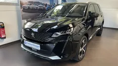 Schwarz Gebraucht 2022 Peugeot 5008 Allure Van / Kleinbus | 23.990 € (Fairer Preis)