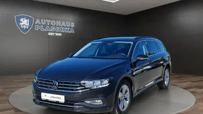Gebraucht VW Passat Business 200 PS (147 kW) 2023 Mangangrau Kombi