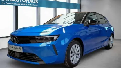 Używany Opel Astra Business Elegance 131 KM (96 kW) 2024 Niebieski Hatchback