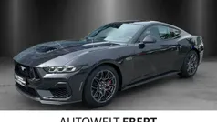 Dark matter gray Neu 2025 Ford Mustang GT Fastback Kleinwagen | 59.990 € (Fairer Preis)