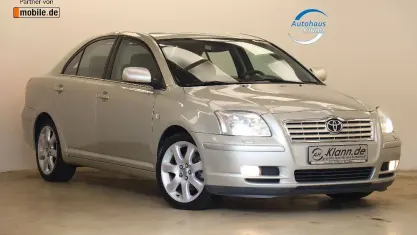 Occasion Toyota Avensis Executive 163 ch (119 kW) 2005 Argent Berline