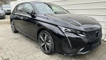 Gebraucht Peugeot 308 GT 145 PS (106 kW) 2025 Selenium grau Limousine